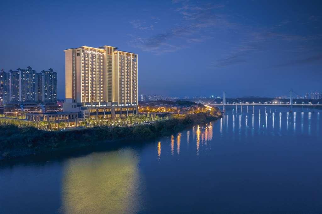 Готель Hyatt Regency Zhuzhou Екстер'єр фото