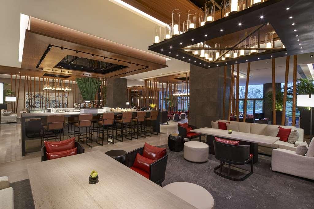 Готель Hyatt Regency Zhuzhou Ресторан фото